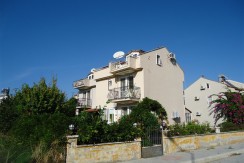 Terry's Villa 001